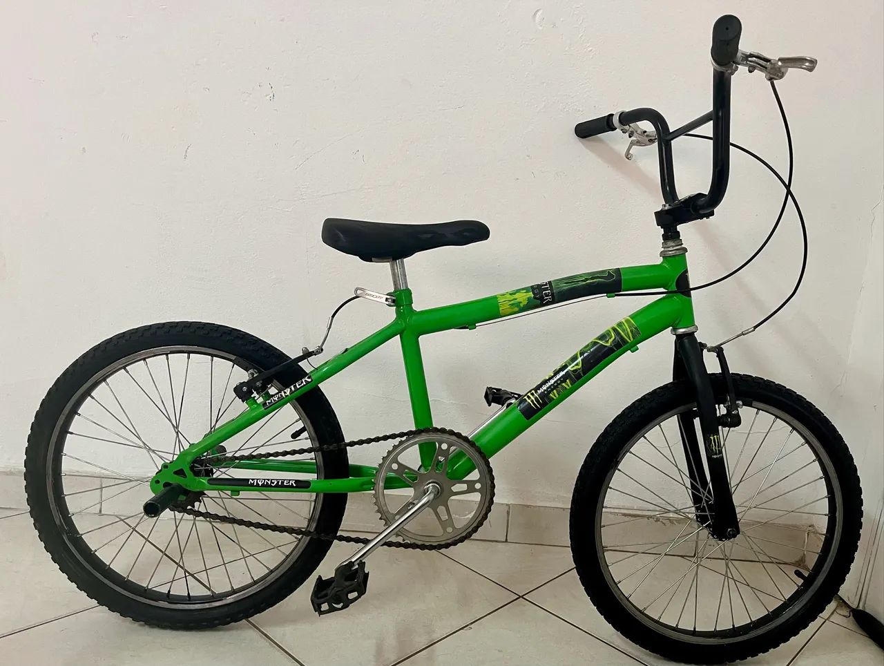 Monster - Aro 20