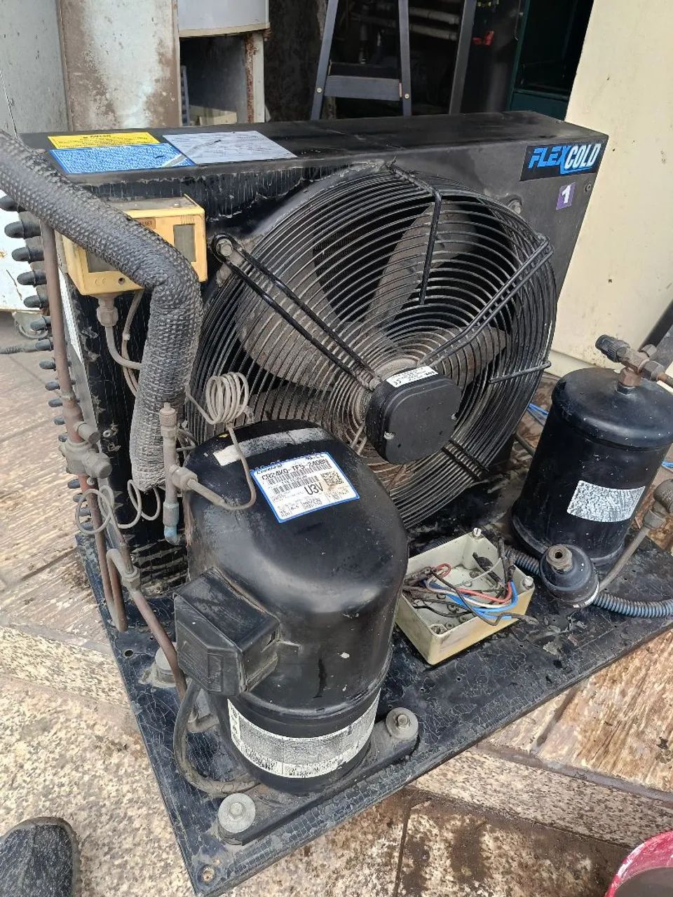 Unidade condensadora elig flex225H2c - Foto 2