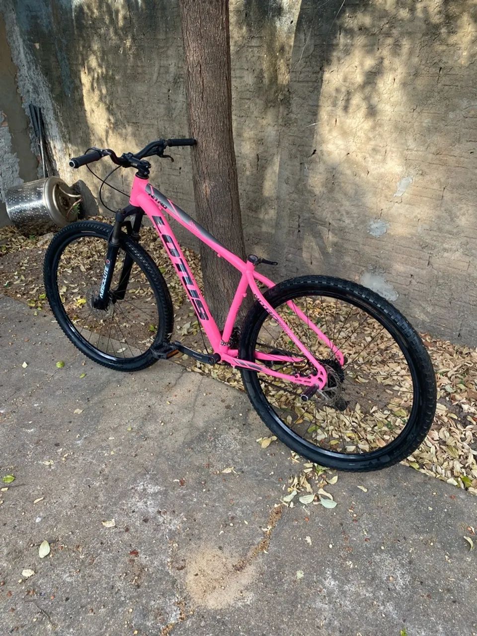 vende-se bicicleta aro 29 lótus  - Foto 2