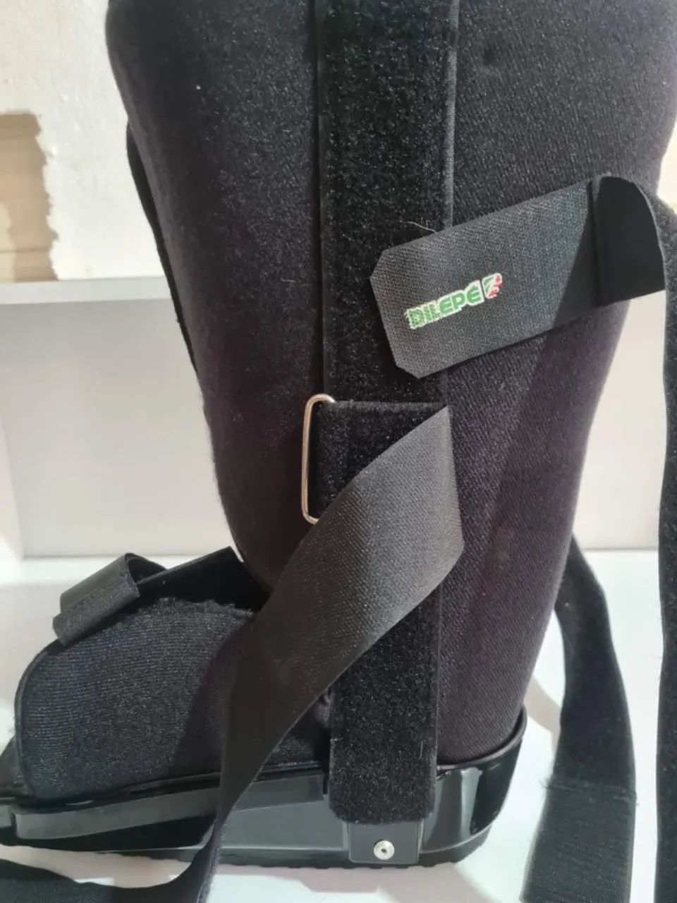 Bota Imobilizadora Longa Ortopédica Dilepé. - Foto 2