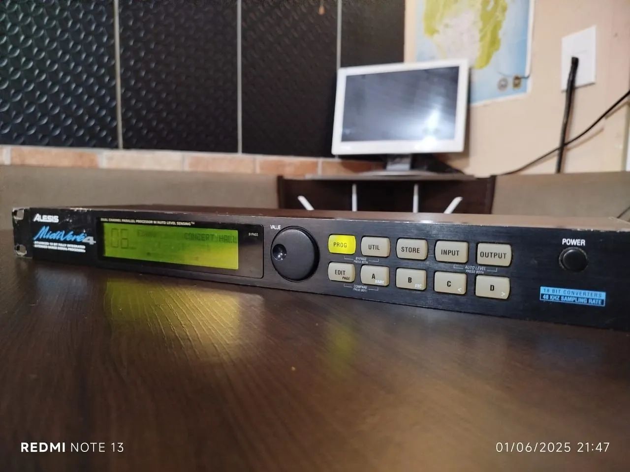 Efeito Alesis Midiverb 4 Original 