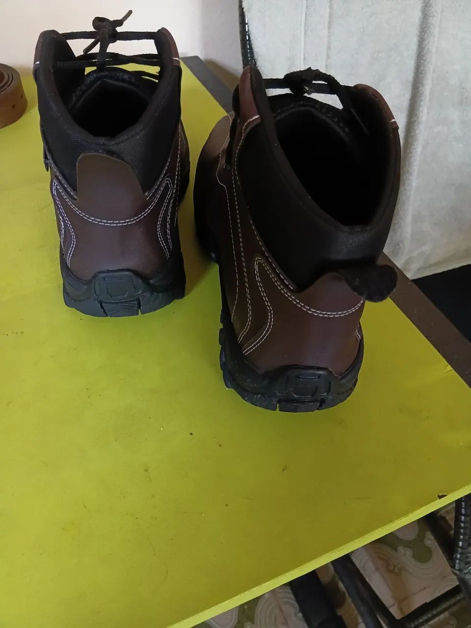 Bota CAT 