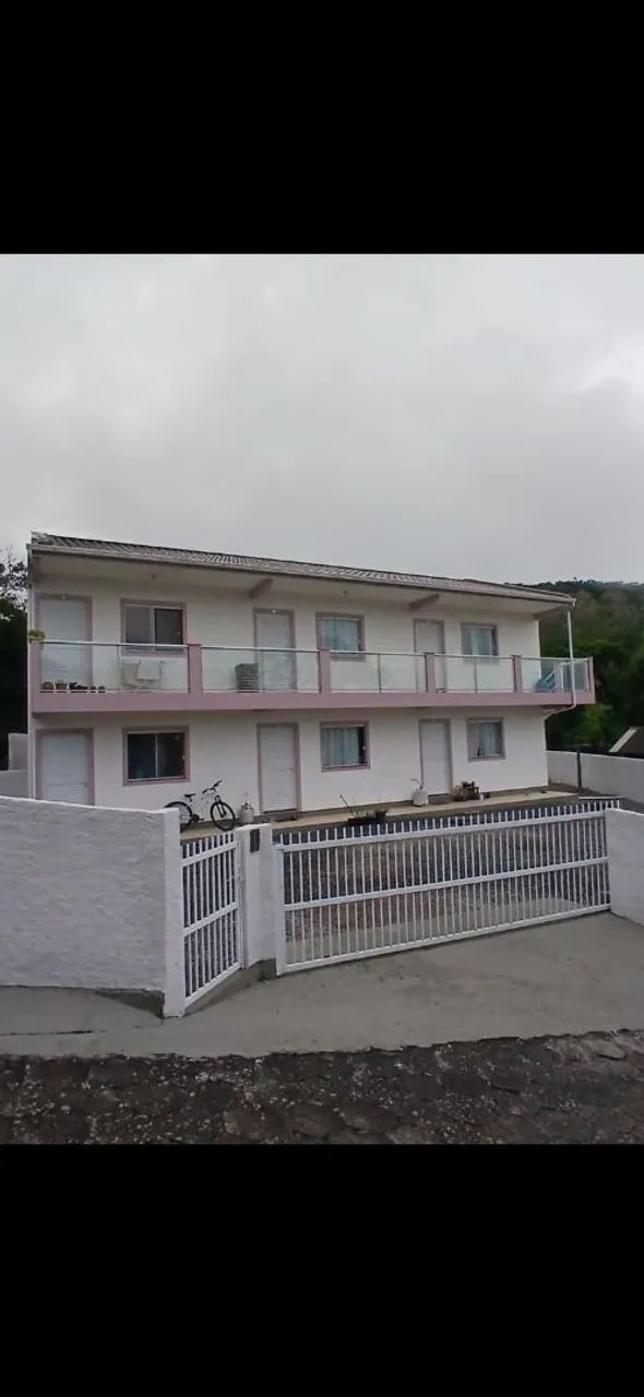 Alugo Ap,no sul da ilha