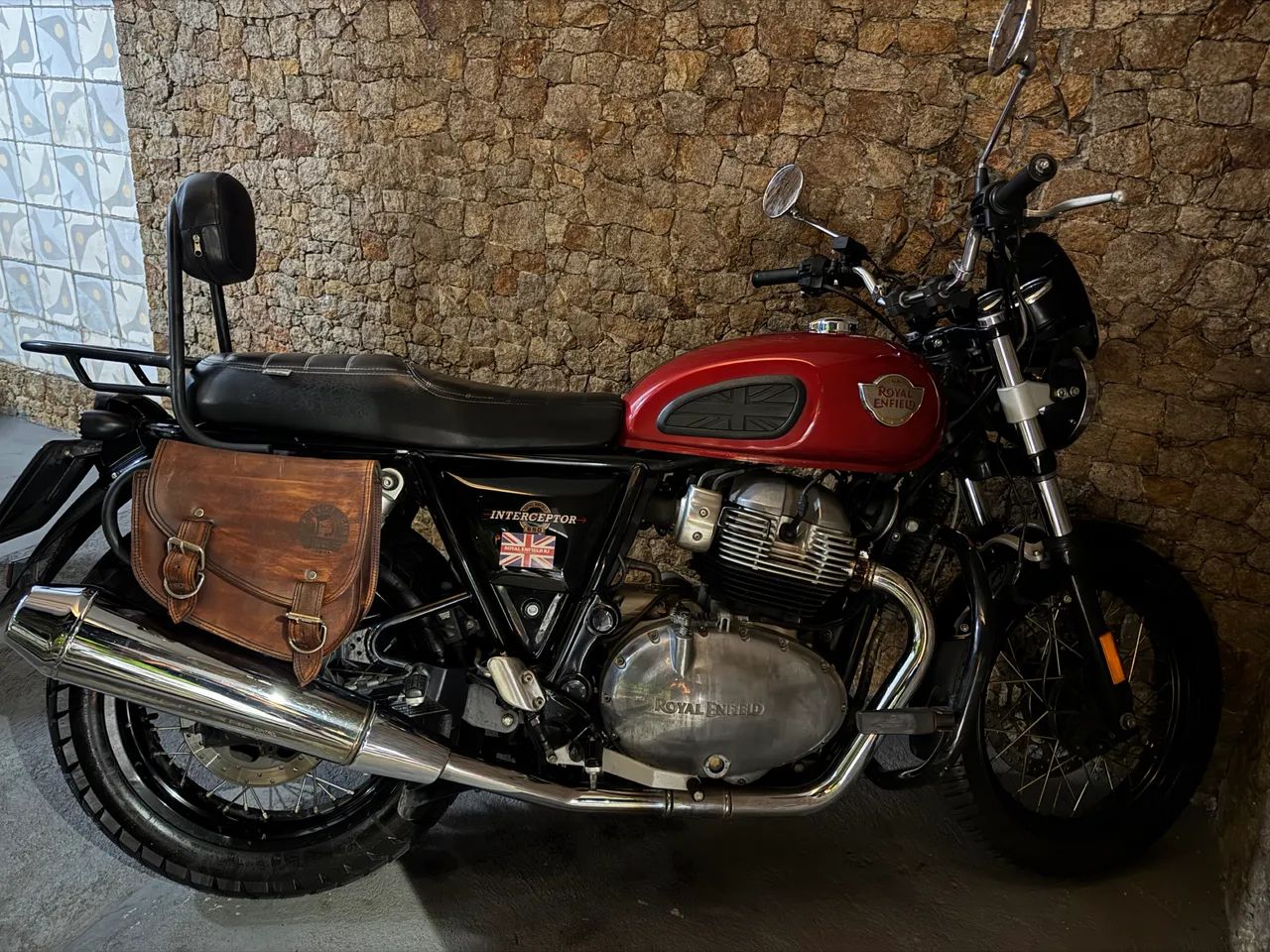 Royal interceptor 650 com vários acessórios! - Foto 2
