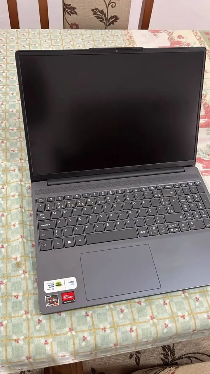 Notebook Lenovo Ideapad Slim 3