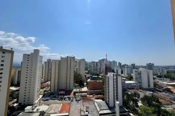 Apartamento de 3 dormitórios em plena Vila Adyana - 120 m2