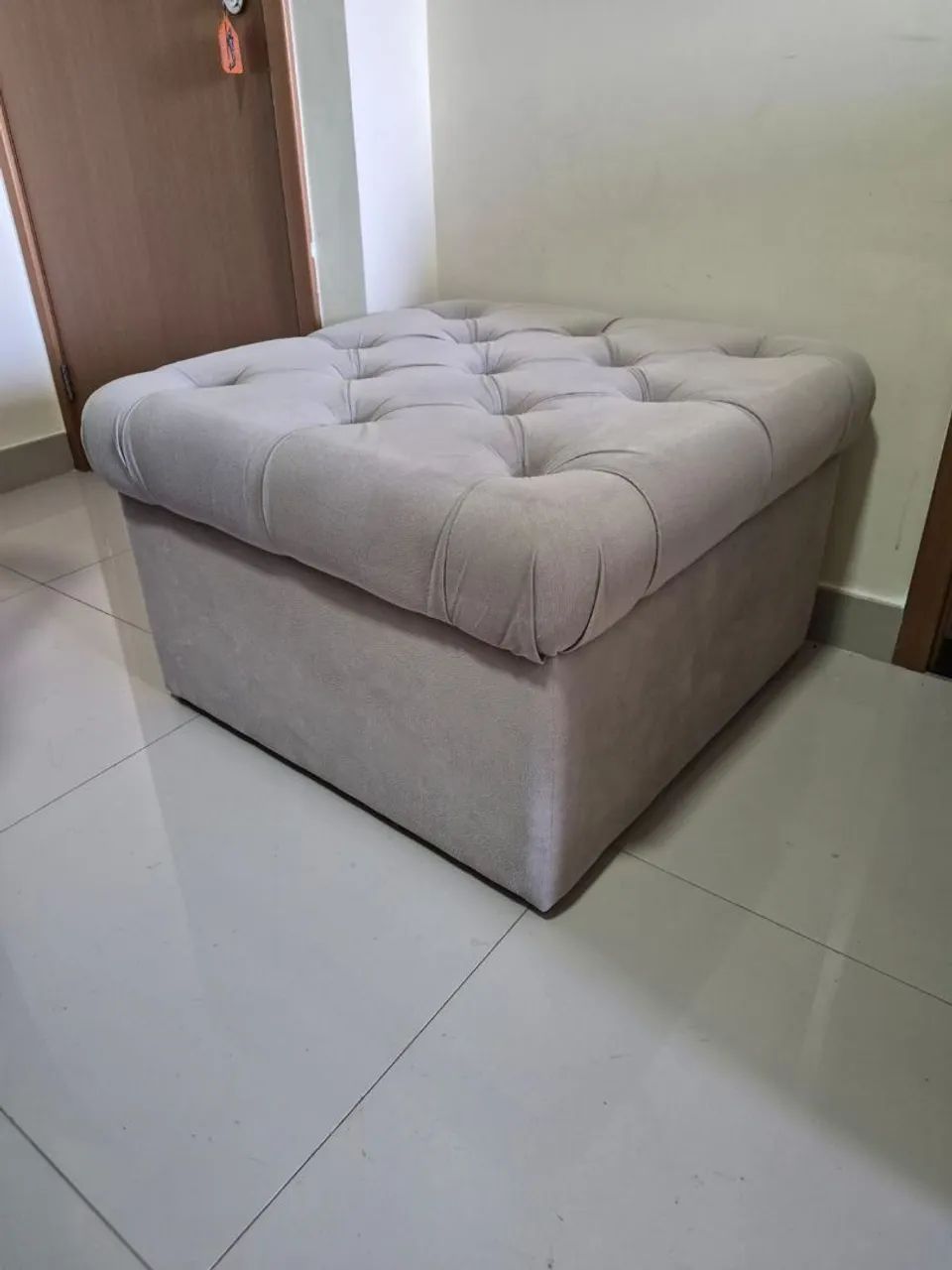 Puff / mesa de centro/ apoio/acento