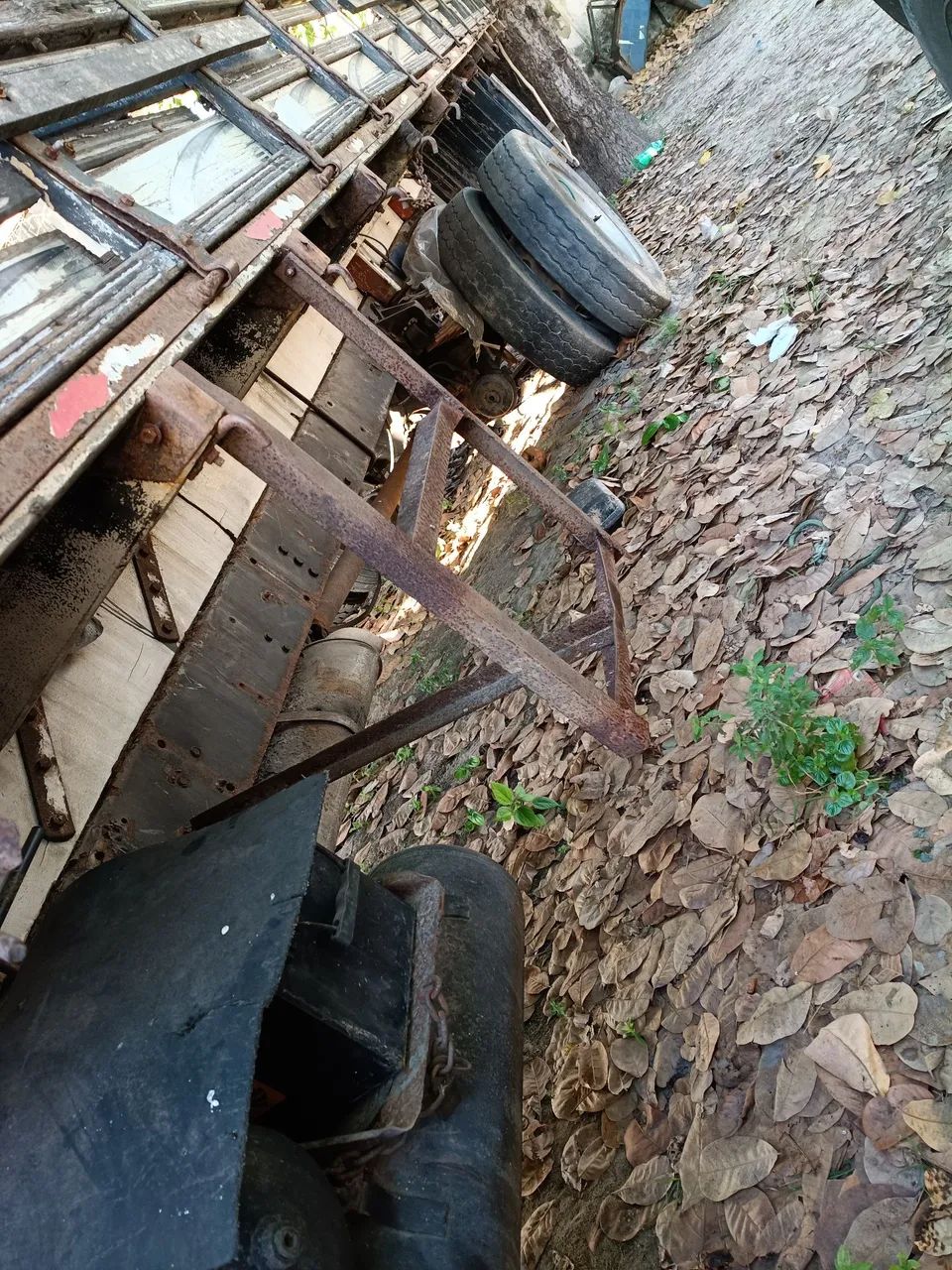 Vendo vw13180 ano 2001. - Foto 8