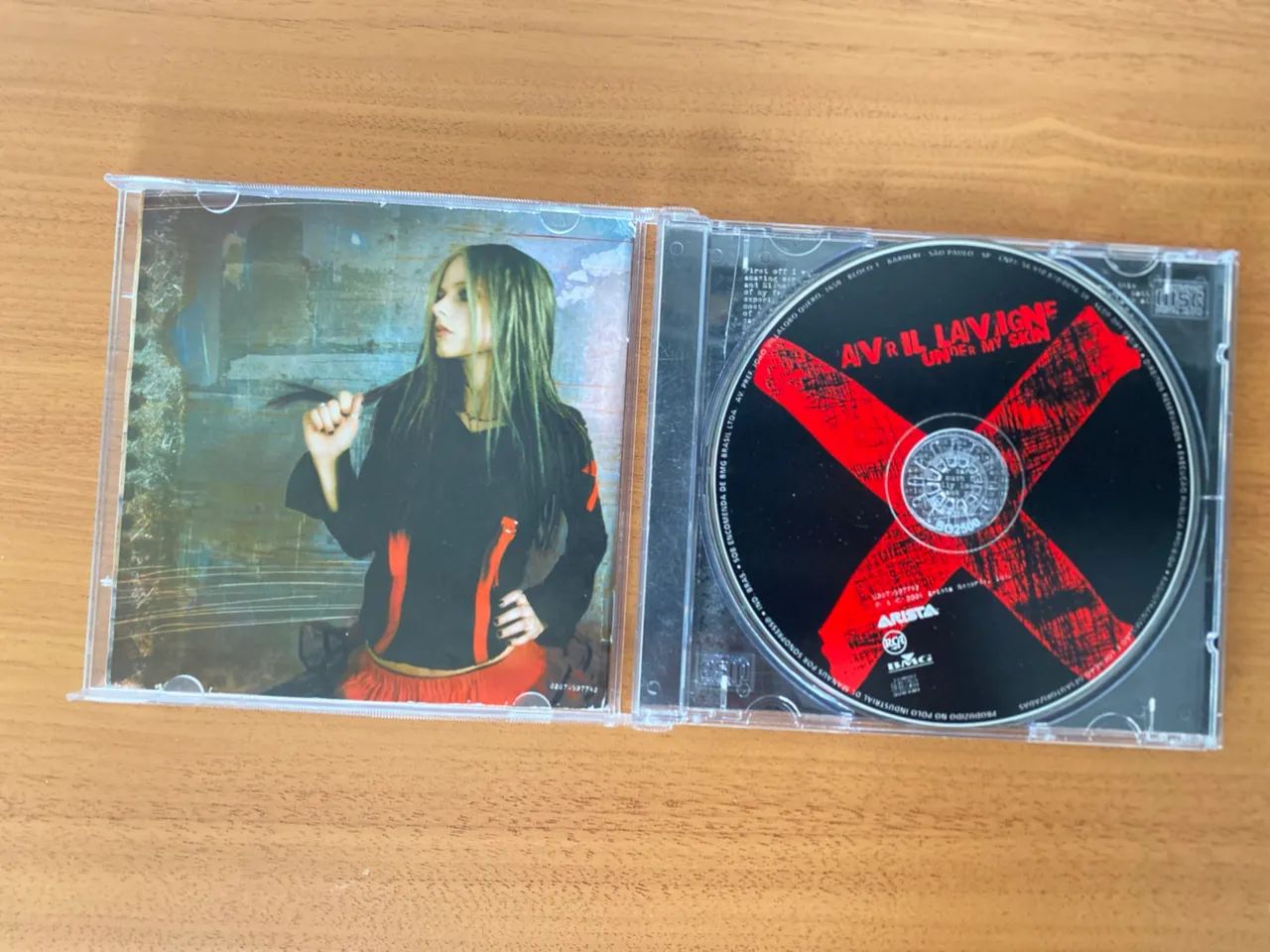 CD Under My Skin - Avril Lavigne  - Foto 2
