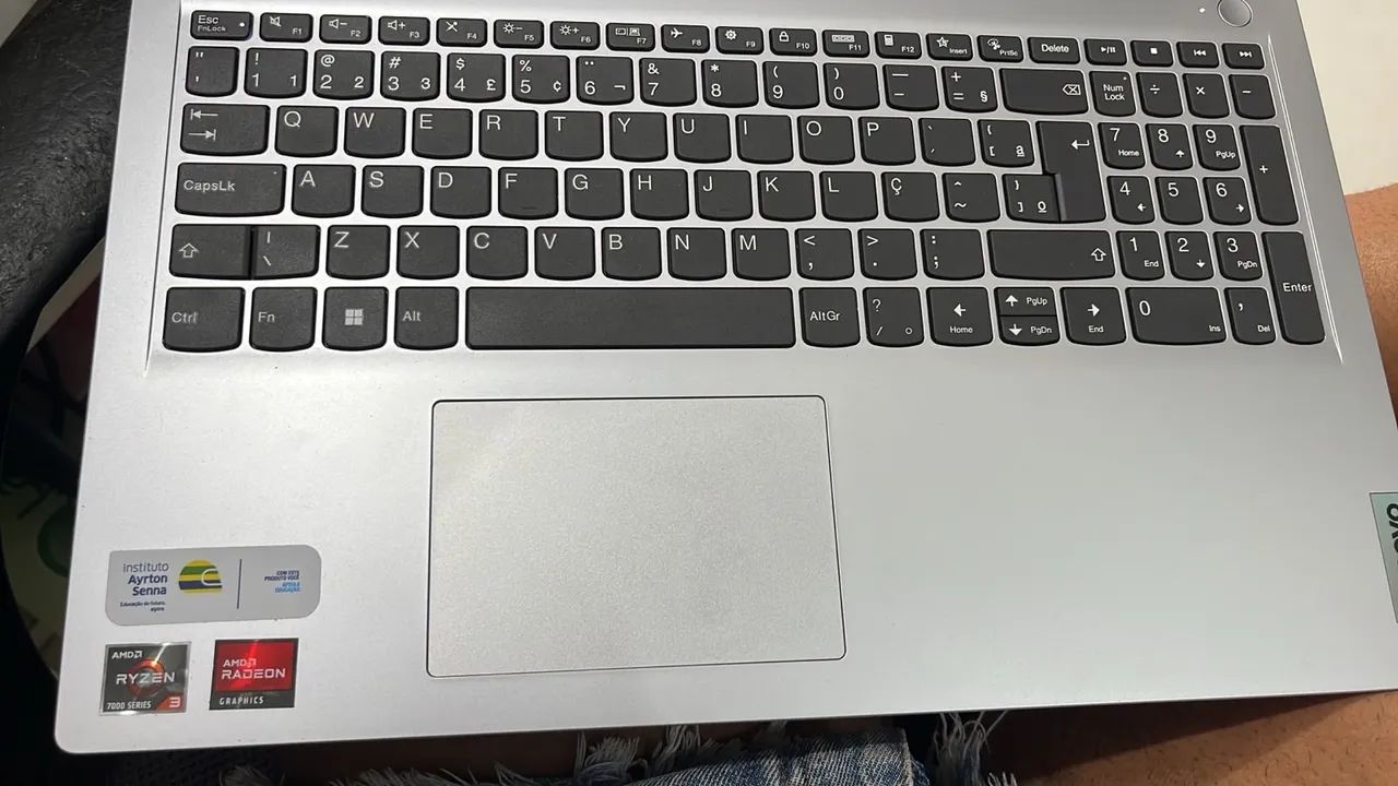 Notebook Lenovo  - Foto 4