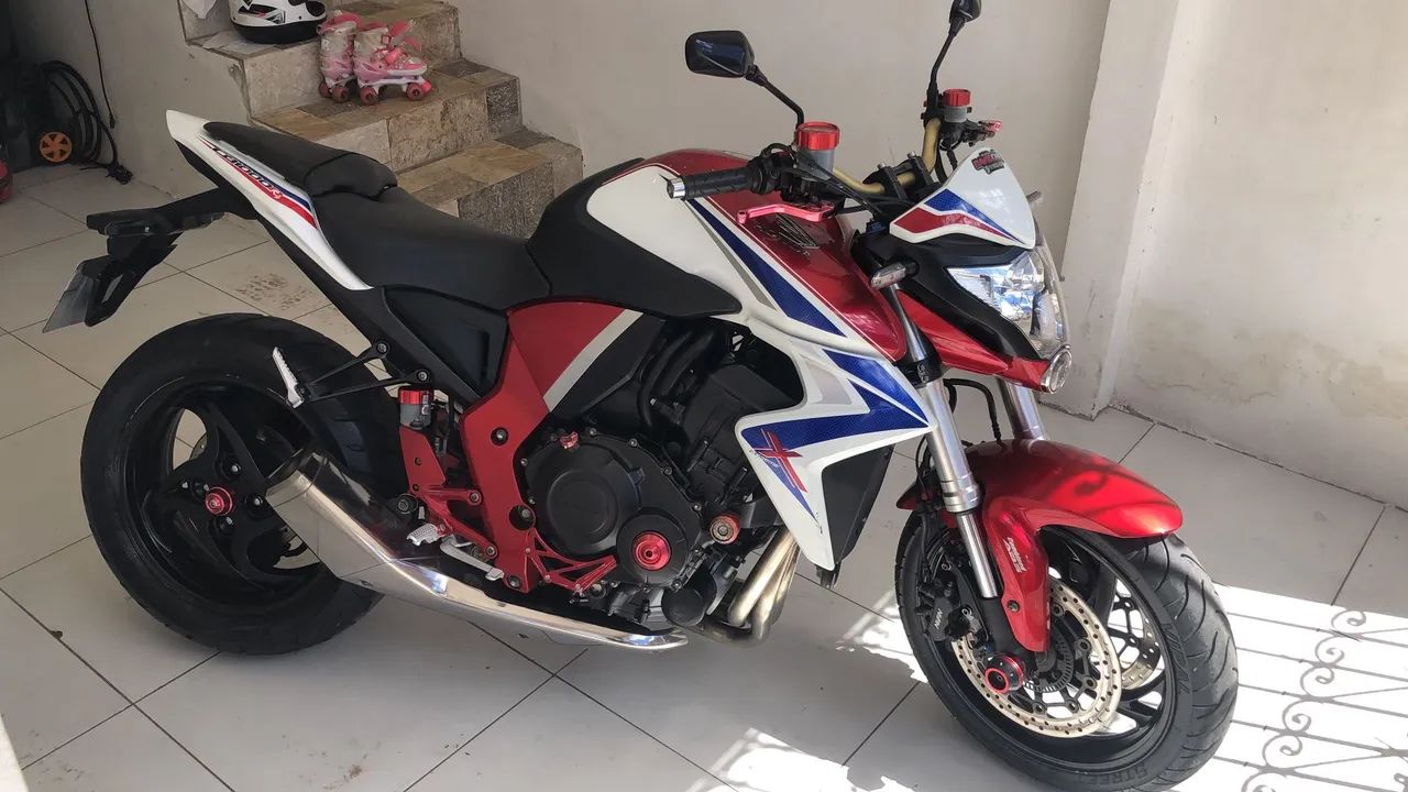 Cb1000R