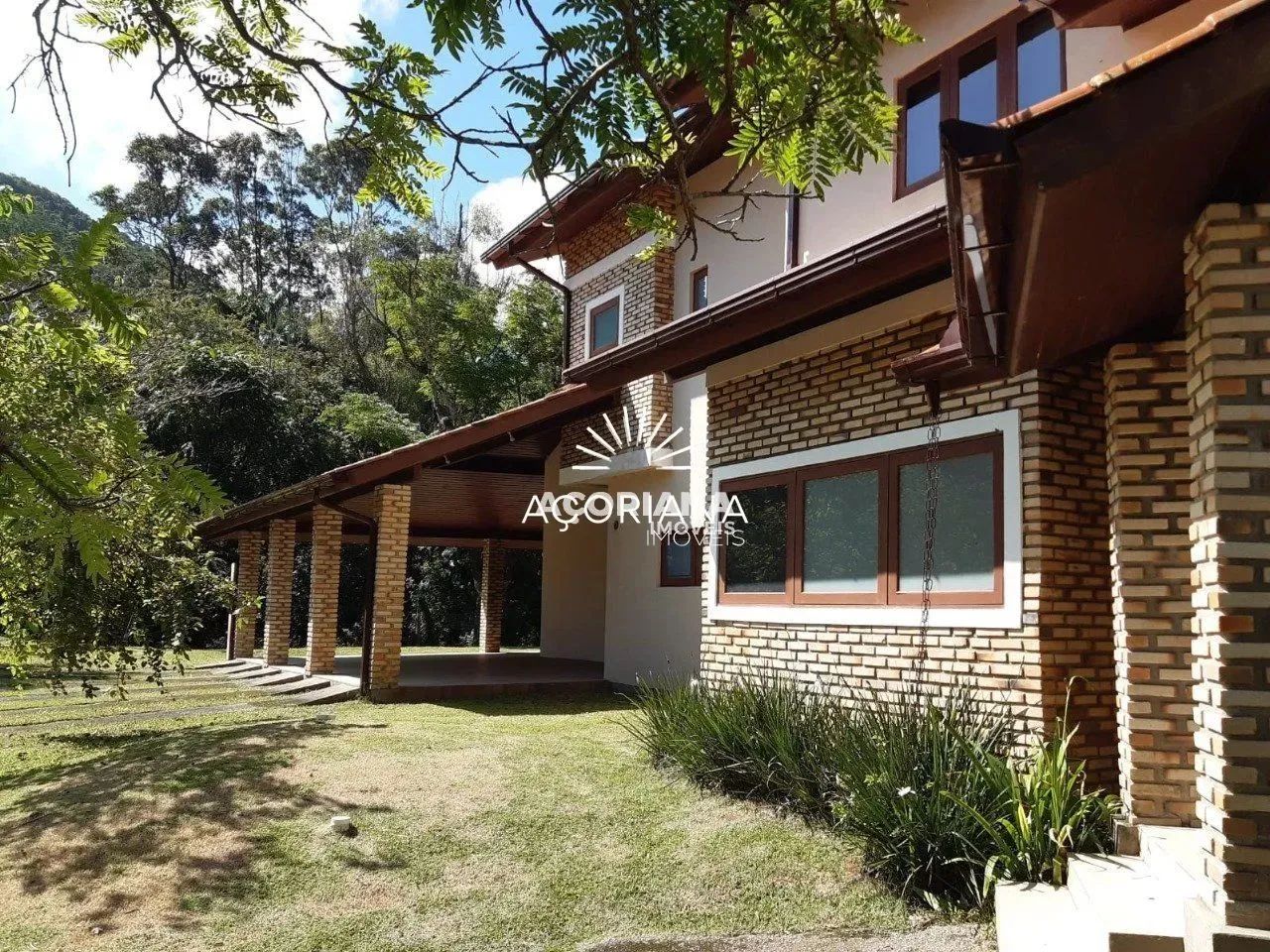 Casa 4 dormitórios para alugar Rio Tavares Florianópolis/SC - Foto 2