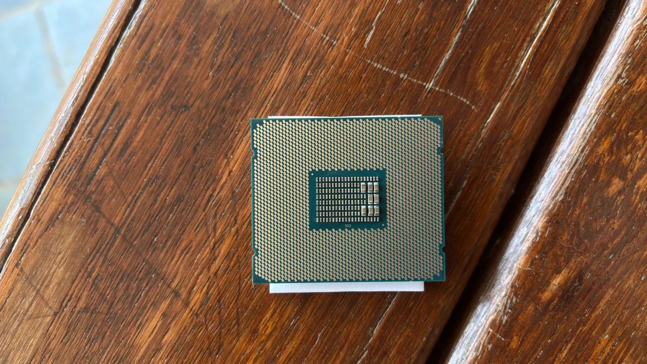 Intel Xeon E5-2650 v4 - Foto 3