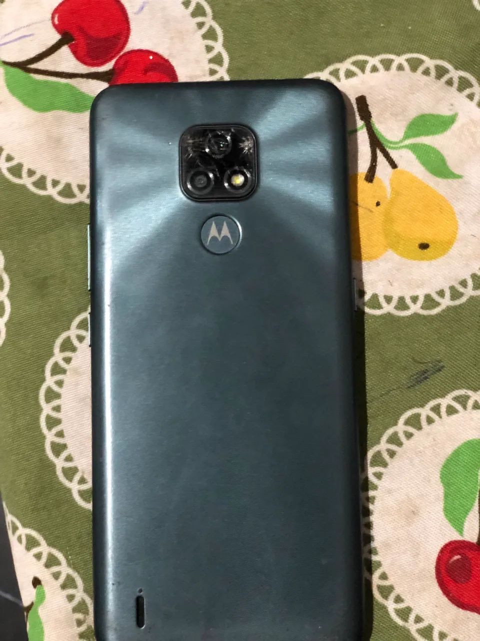 Vendo esses dois aparelhos celular,moto g7play e motoE7 pra retirada de peças,100 cada um  - Foto 4
