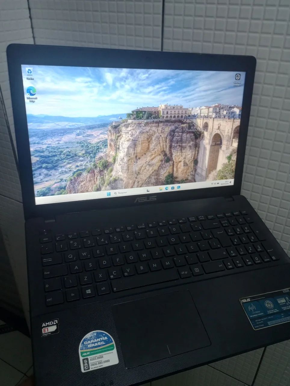 Notebook ASUS, 6 de Ram  - Foto 2