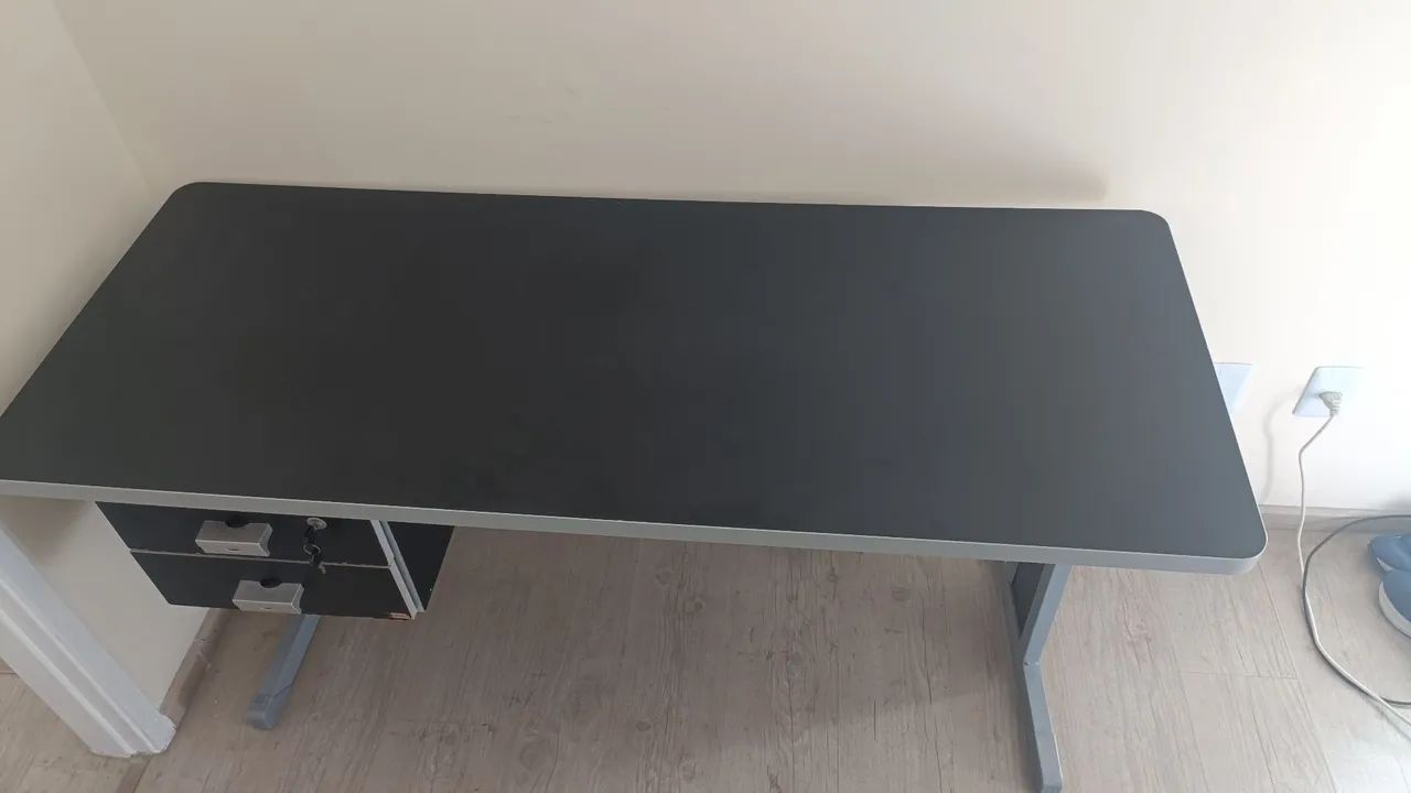 Mesa de escritório Kasperberg 