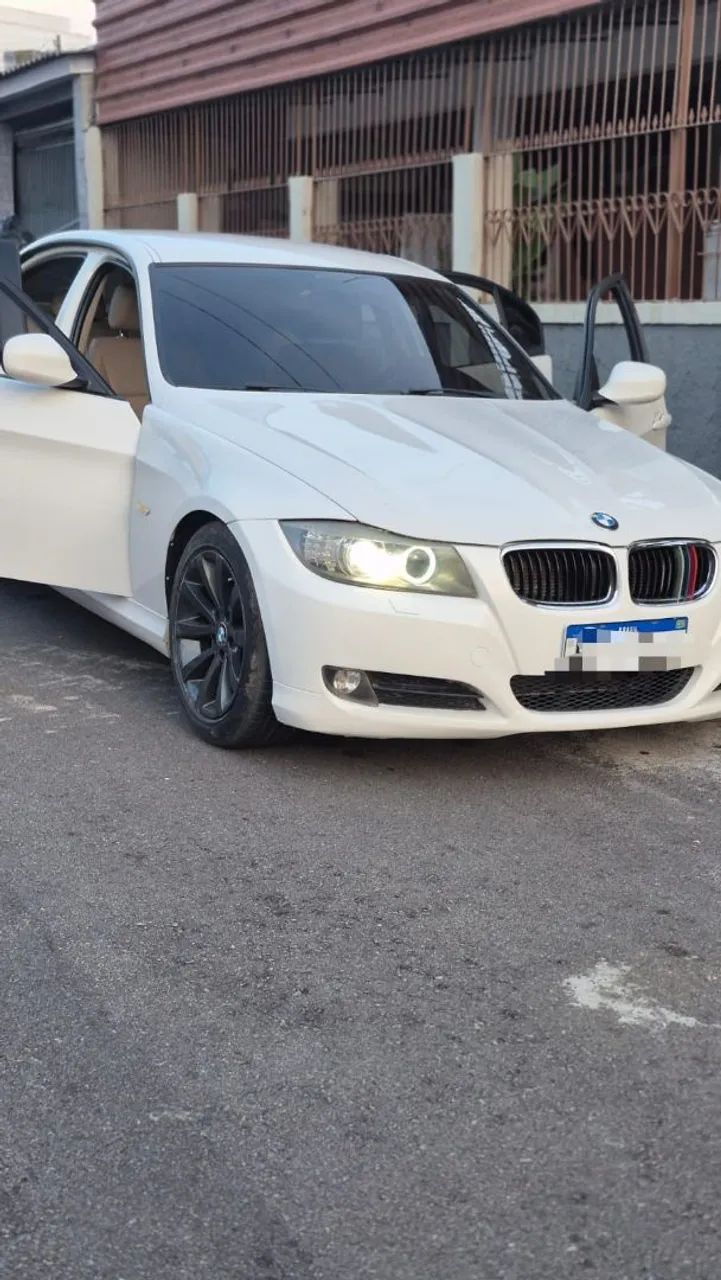 BMW 320I A 2011