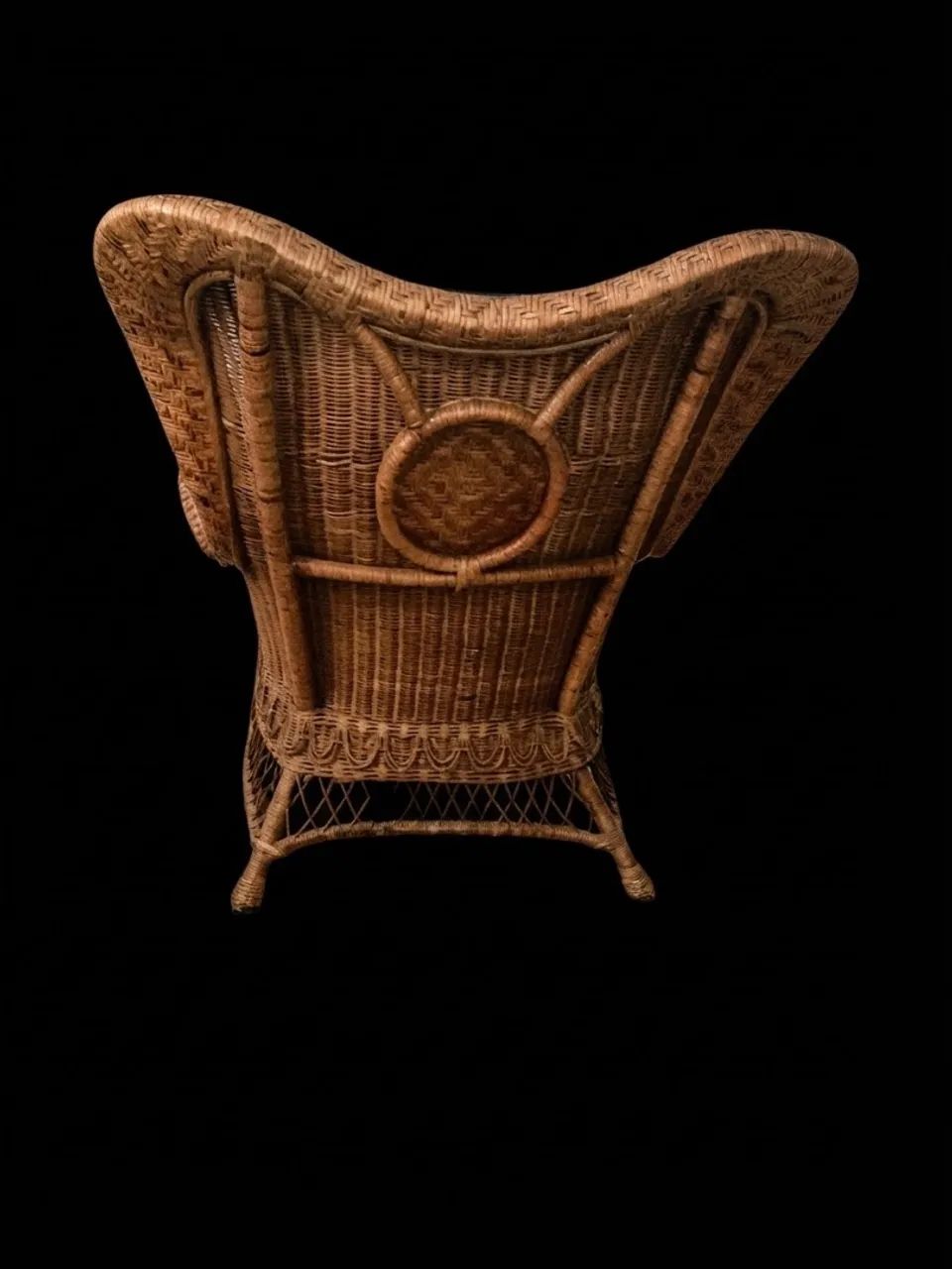 Poltrona em Rattan com banqueta ARTEFACTO - Foto 3