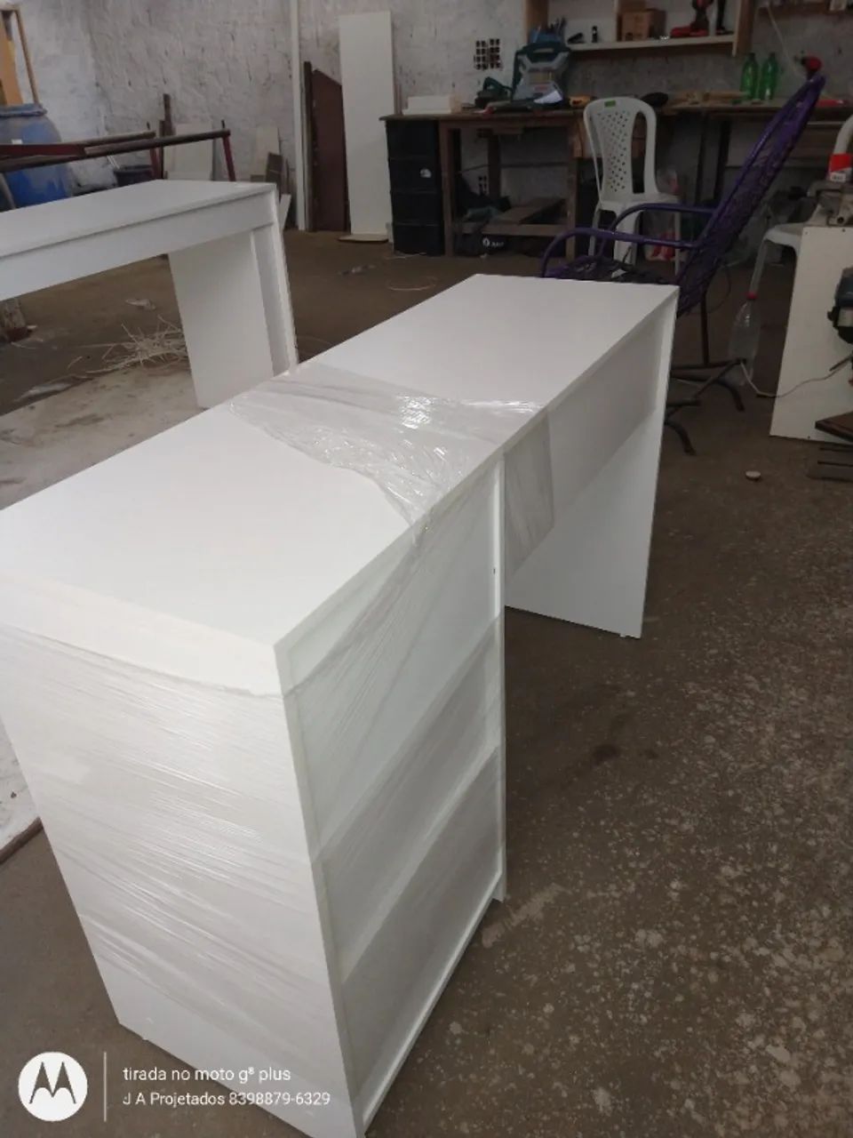 Mesa escrivaninha com 3 gavetas - Foto 3