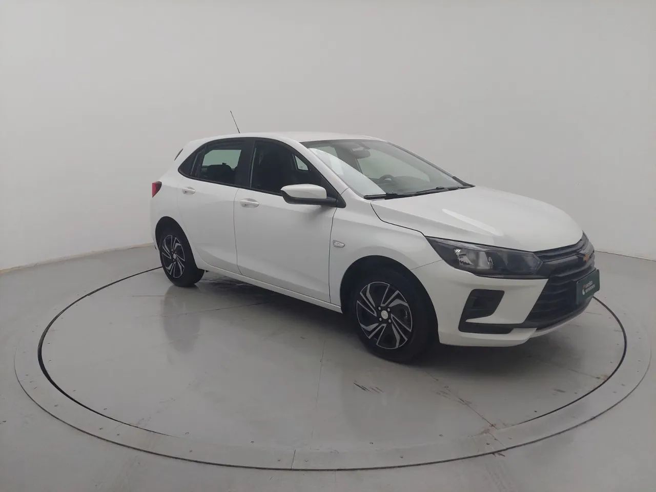 Chevrolet Onix Hatch 1.0 12V Flex Mec. 4P, foto 7 de 18