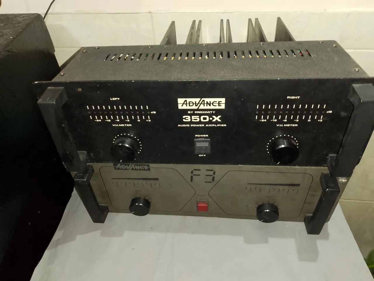 2 amplificadores advance 
