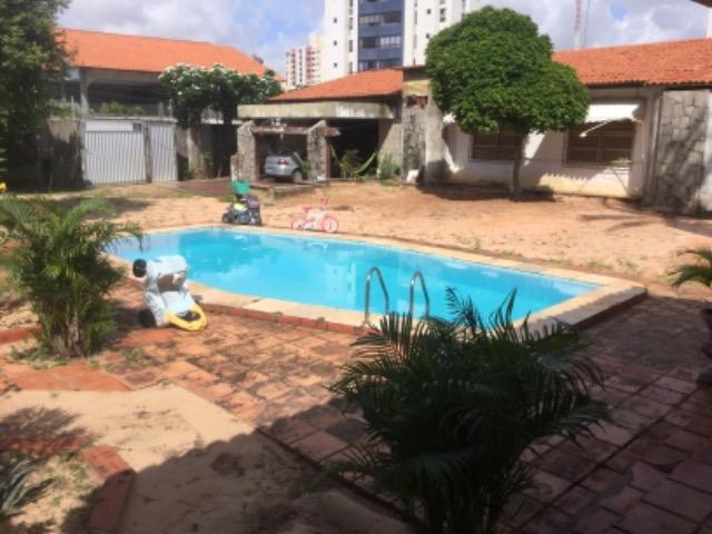 Mansão no Papicu piscina