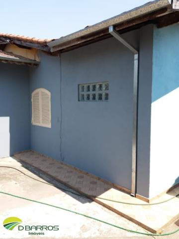 Oportunidade - tremembé - flor do campo - 2 casas em 1 - 4 dorms - 1 suite - 2 salas - 3 v - Foto 2