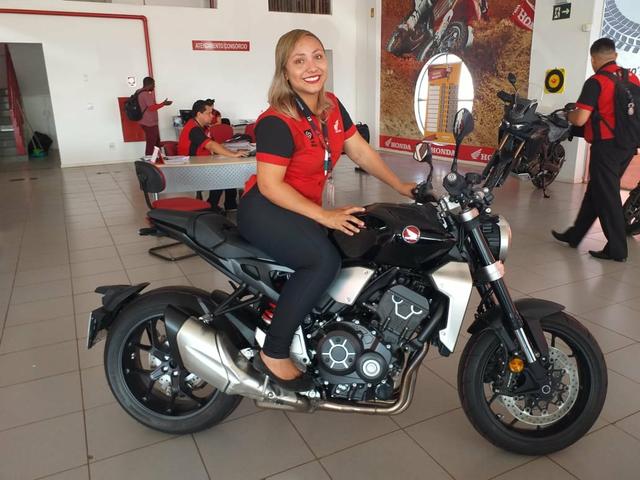 CB1000R modelo e ano 2019 - Foto 2