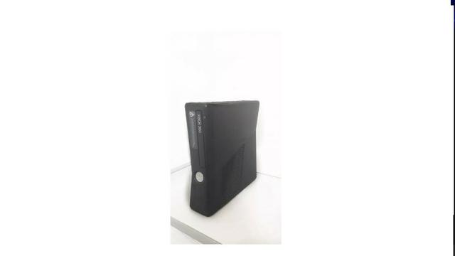 XBOX 360 com Kinect - 250GB Semi-novo - Foto 2