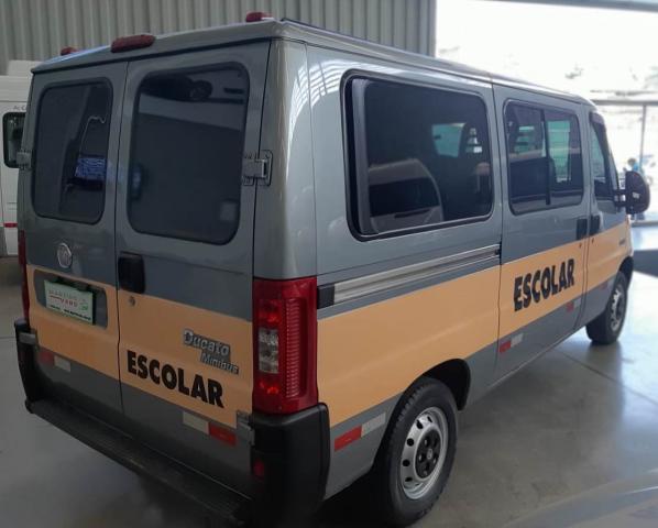 Ducato Minibus 2.3 Cinza 2010 16 lugares - Foto 3
