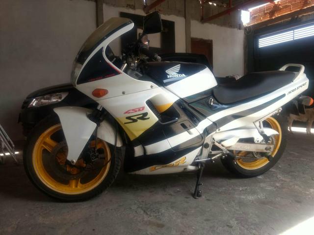 Vende se