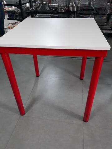 Mesa Isa 70x70