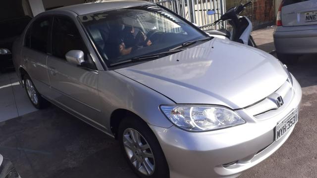 Honda Civic 2004 completo, em perfeito estado