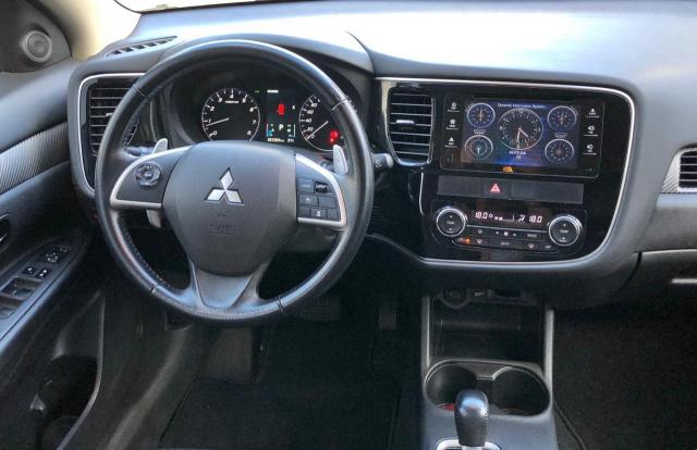 Mitsubishi Outlander 3.0 GT - TOP c/ Teto - 7 Lugares - Muito Novo = 0KM! - Foto 11