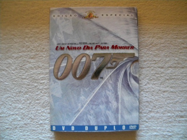 Dvd 007 Um Novo Dia Para Morrer Edição Especial Duplo (Luva).