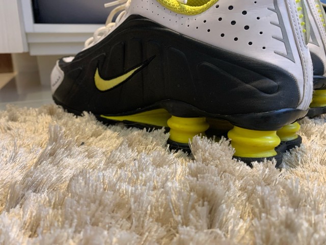 nike amarelo original