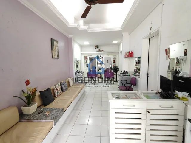 EXCELENTE CASA COMERCIAL DE ESQUINA (PE. VALDEVINO C/ MONS. BRUNO) - Foto 2