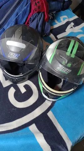 Capacete usados em boas condições