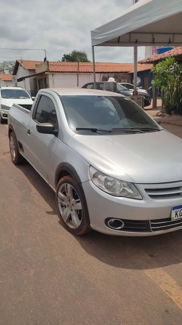 Carro Volkswagen Saveiro Titan Câmbio Manual 2010 é bom? Preços