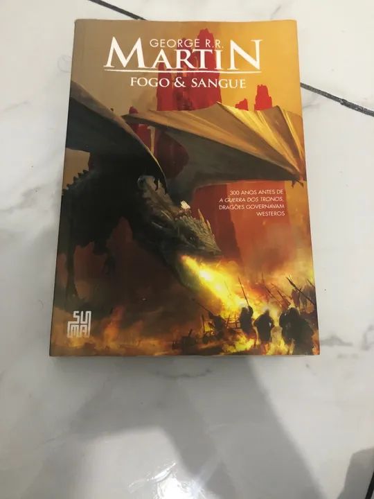 Livro As Crônicas de Gelo e Fogo - A Tormenta de Espadas