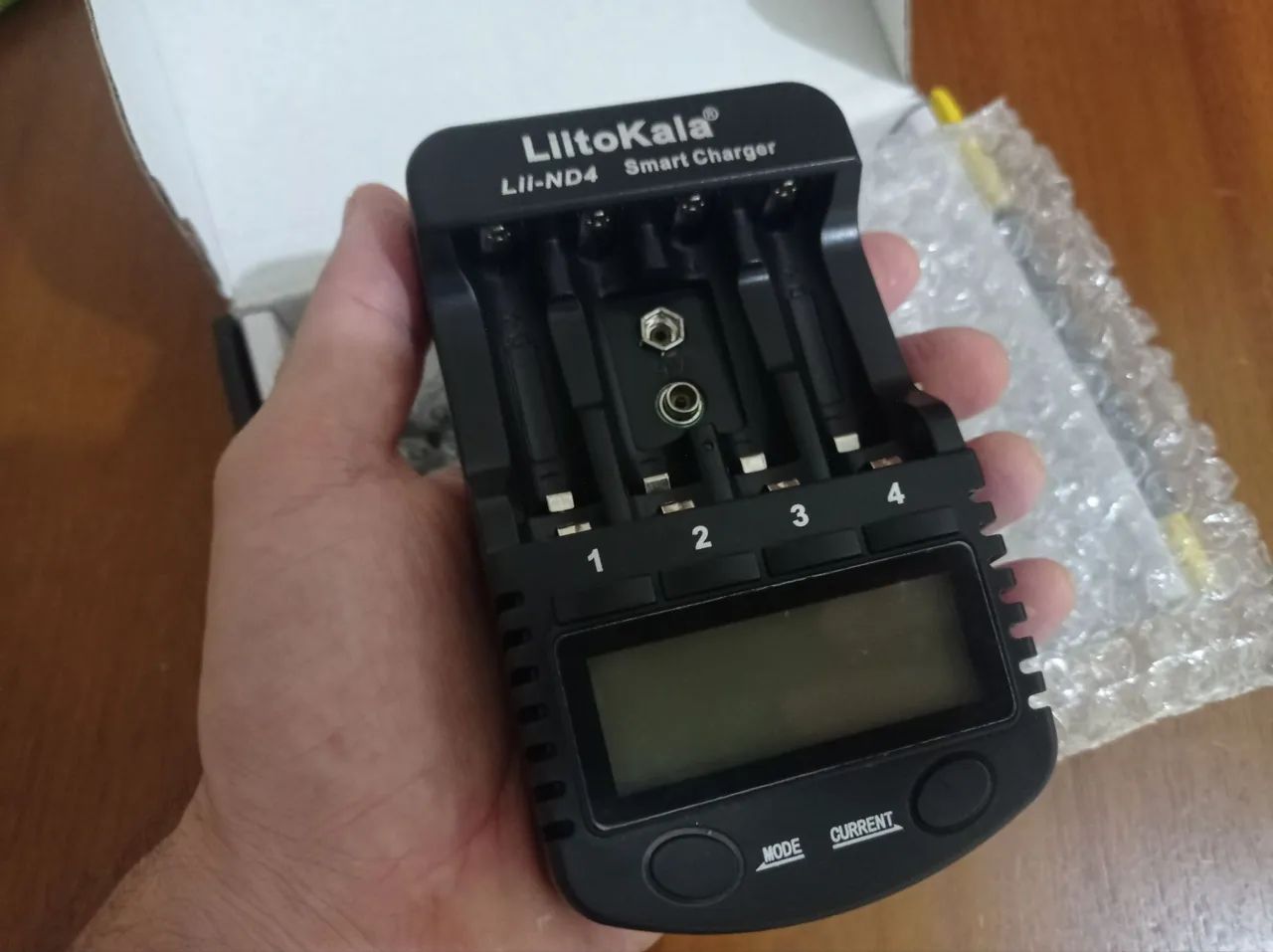 Carregador de Baterias LiitoKala LII-ND4 - Foto 2