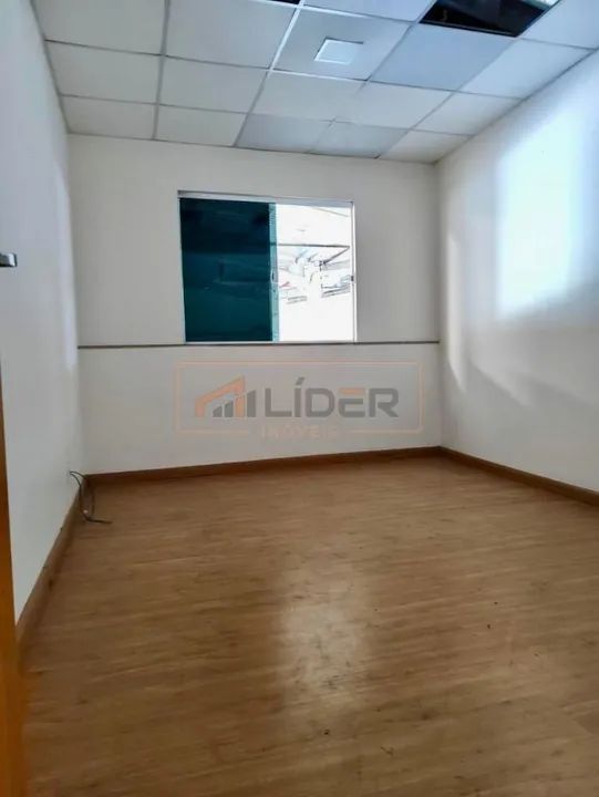 Ampla Loja Comercial em Barbados - Foto 11