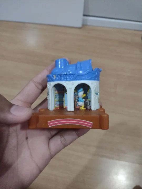 Brinquedo Disney pato Donald anos 90 - Foto 4