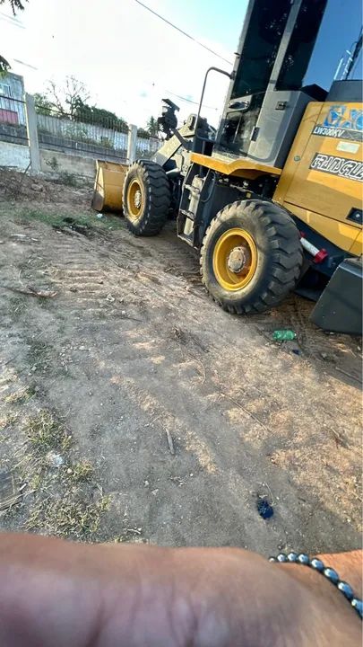 Pá carregadeira  - Foto 2