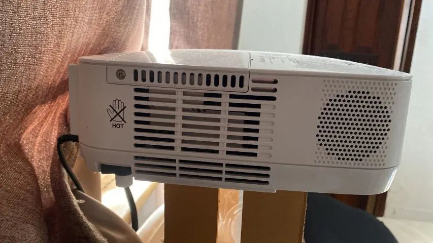 Projetor Epson NP510 - (Pouco Uso) - Foto 2