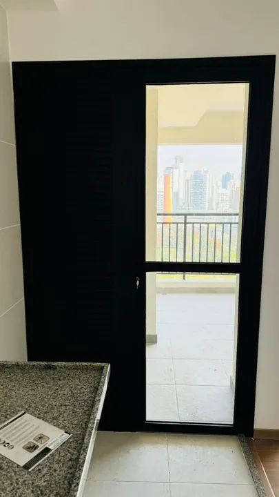 Porta alumínio preto 1,34 X 2,16 - Foto 2