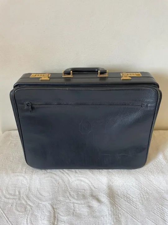 Maleta de couro com segredo - Foto 4