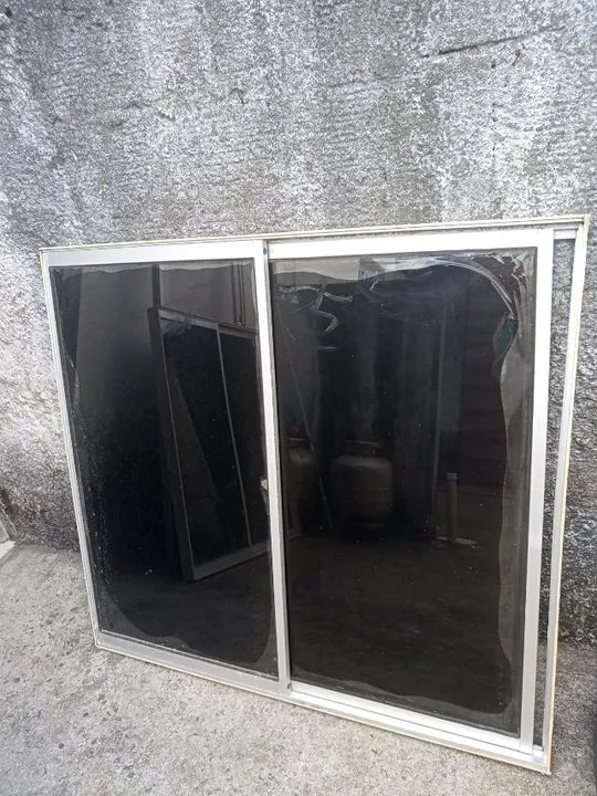 JANELA DE VIDRO DE CORRER 2UND