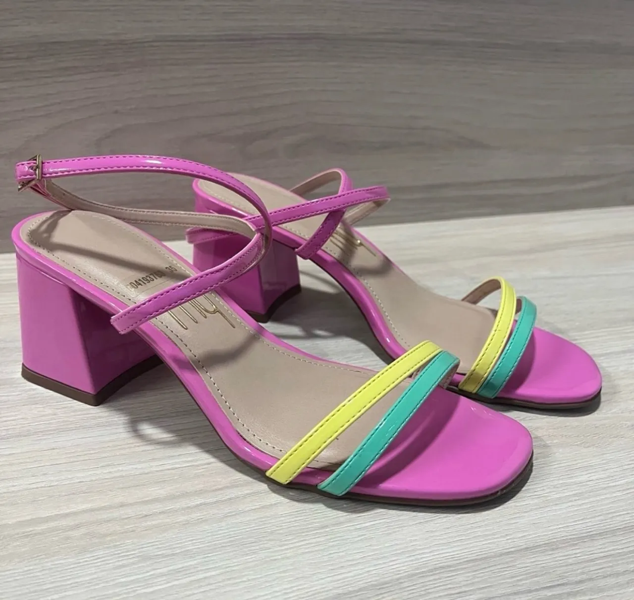 Sandália rosa My Shoes