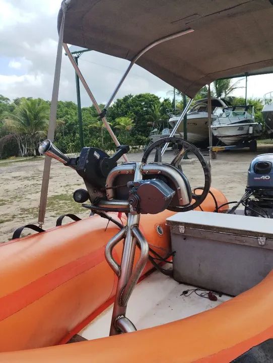 Barco Inflável para 5 Pessoas - Foto 8